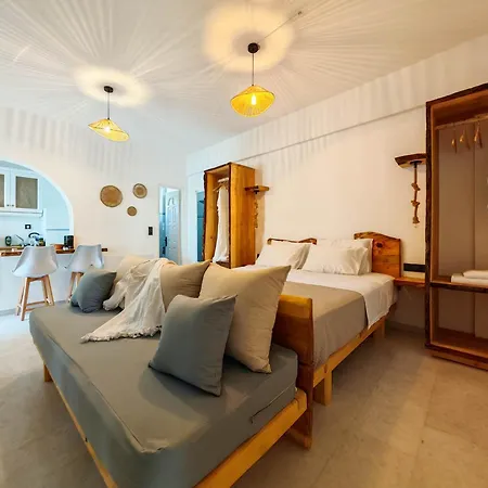 Paraga Hotel *