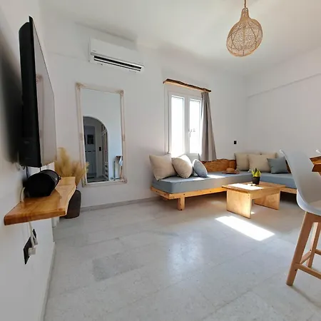 Paraga Hotel Naxos City
