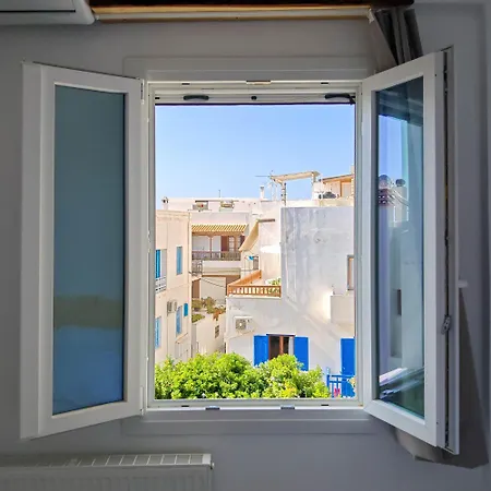 Paraga Hotel Naxos City