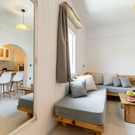 ホテル Paraga Naxos City