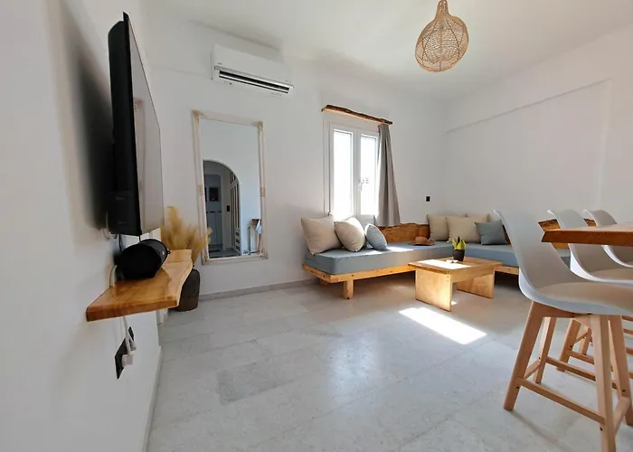 Paraga Hotel Naxos City