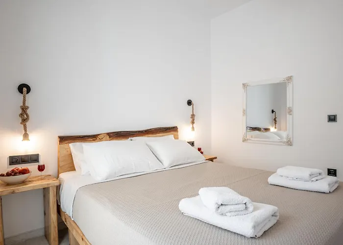 Hotel Paraga Naxos City